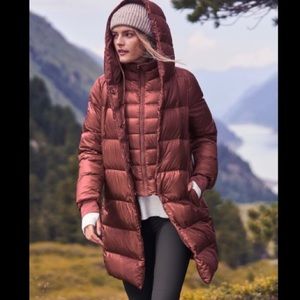 NWT Athleta Maple Red Lofty Down Coat